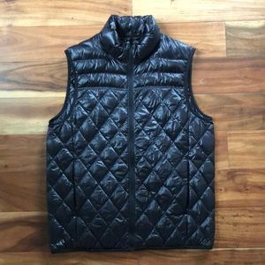 Uniqlo Lightweight puffer vest Size Large